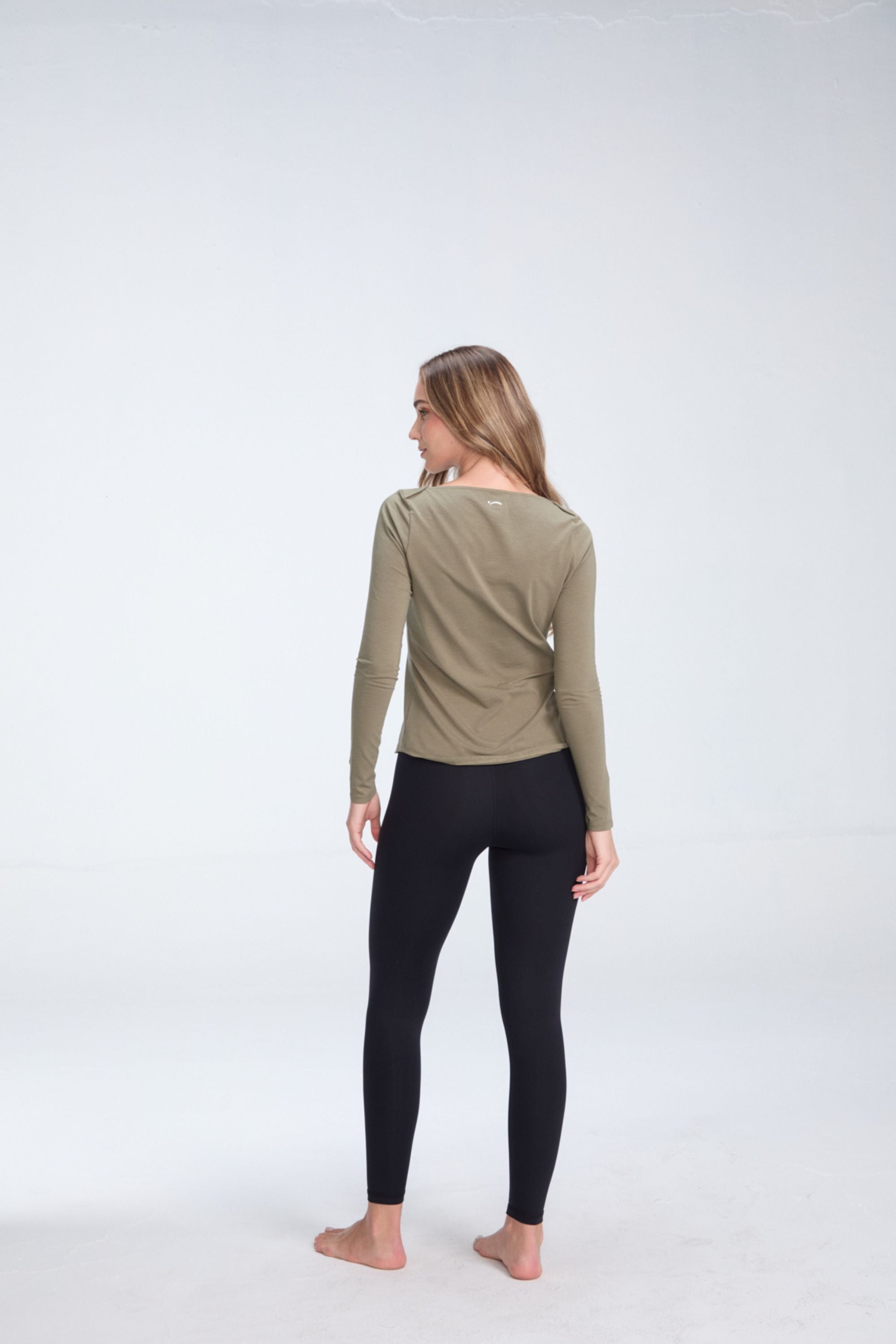 Clea Long Sleeve Tee | AlgaKnit - Camo Green