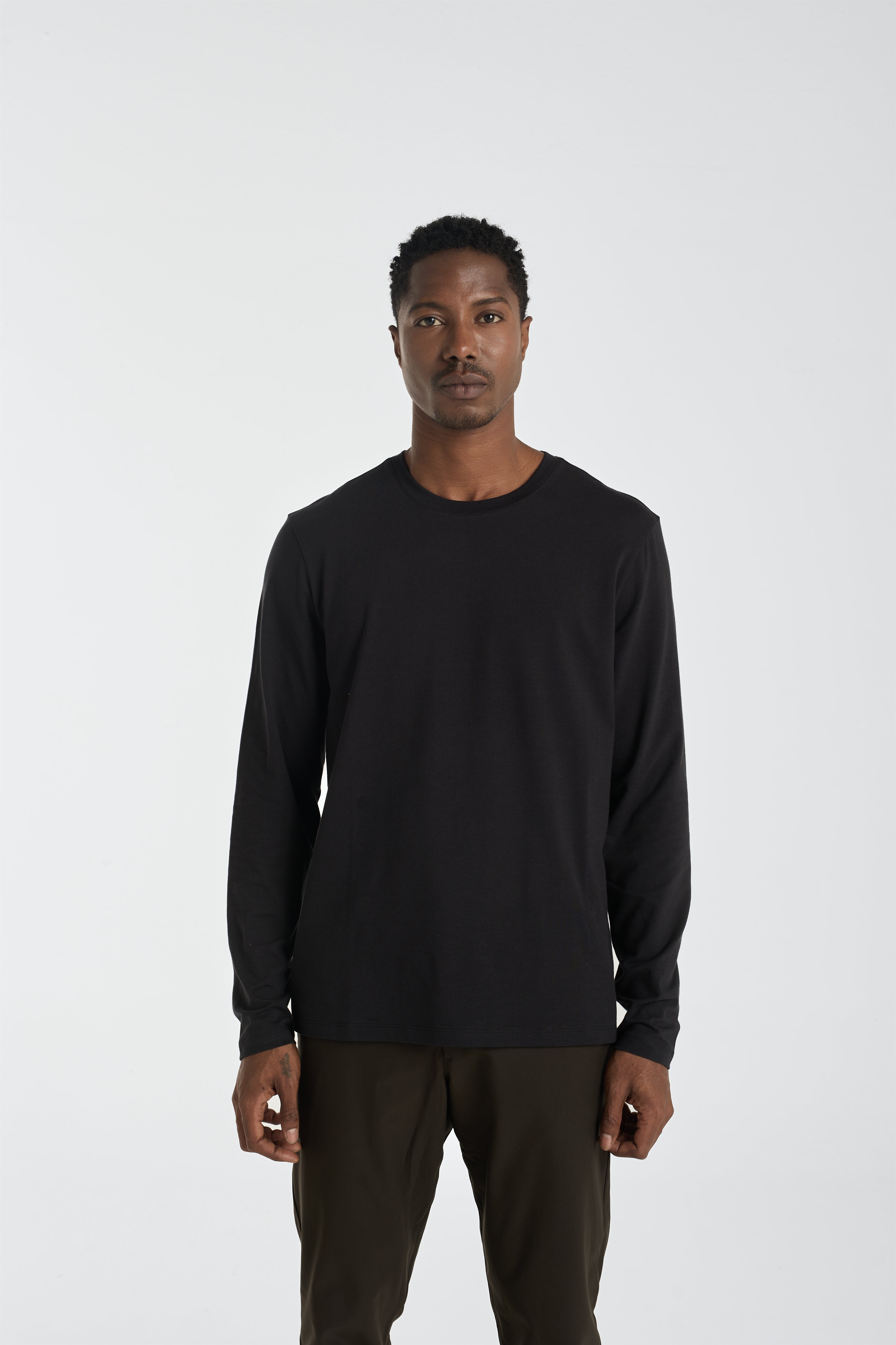 The Essential Long Sleeve Tee - Black