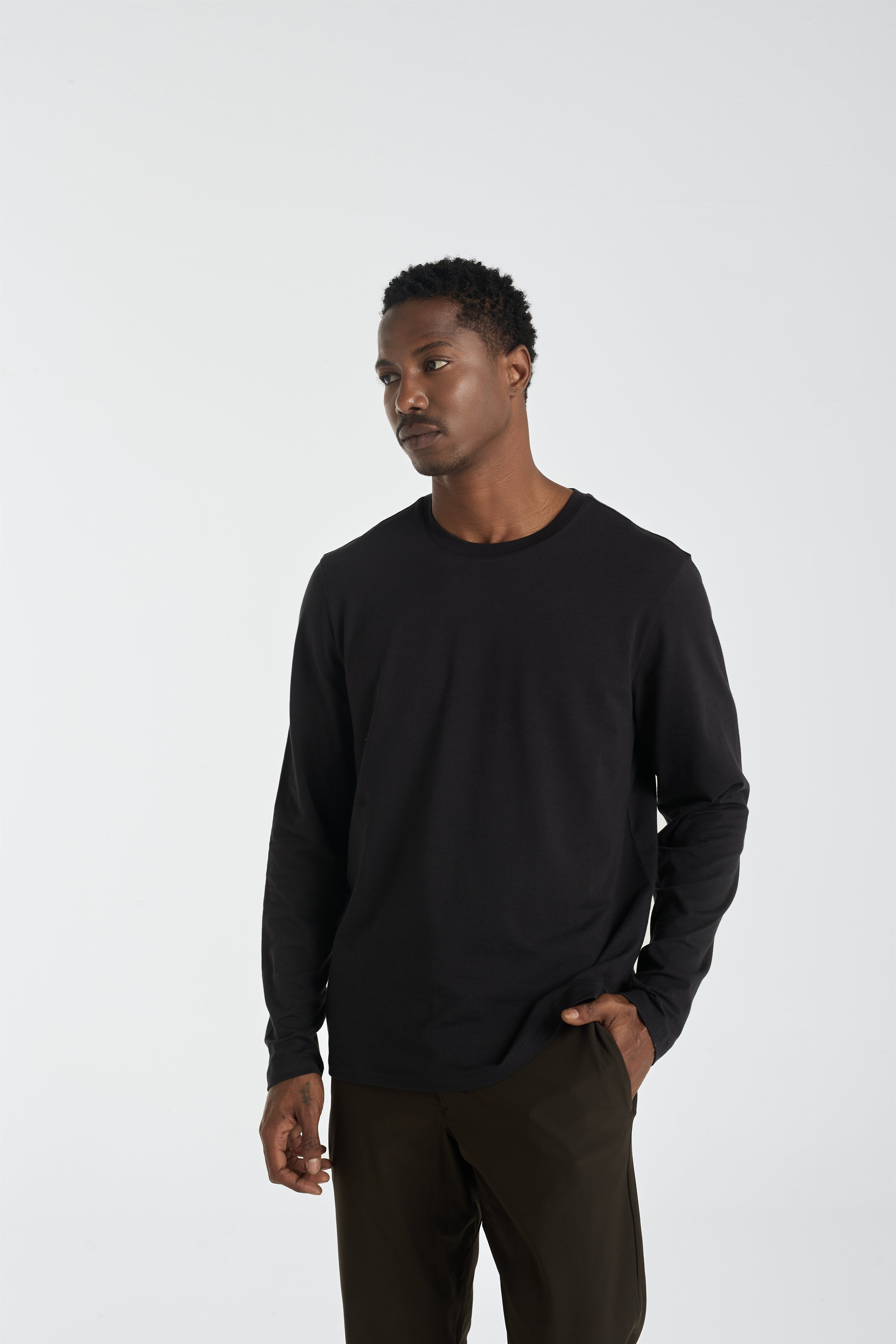 The Essential Long Sleeve Tee - Black