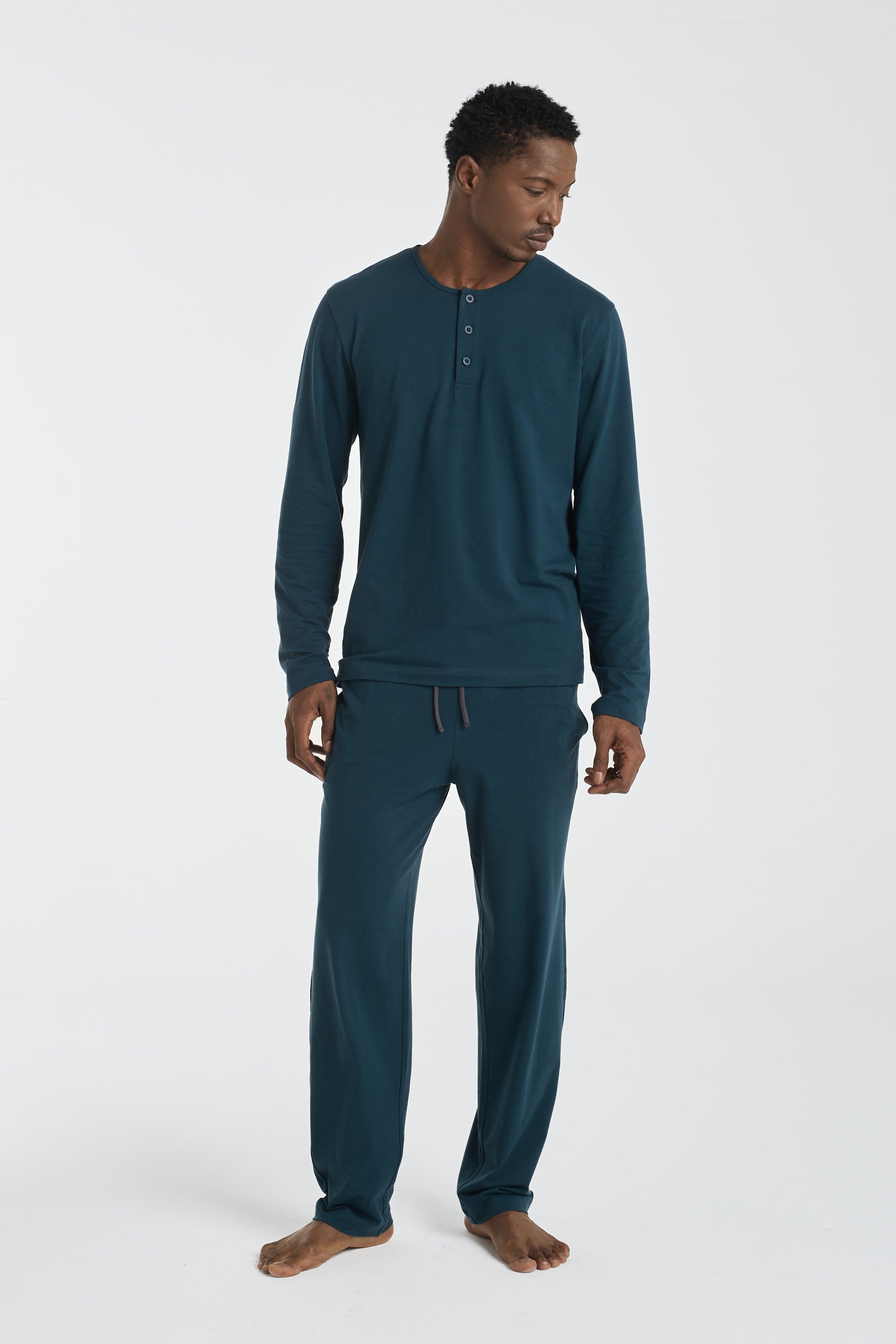 MOEBE1234.jpg