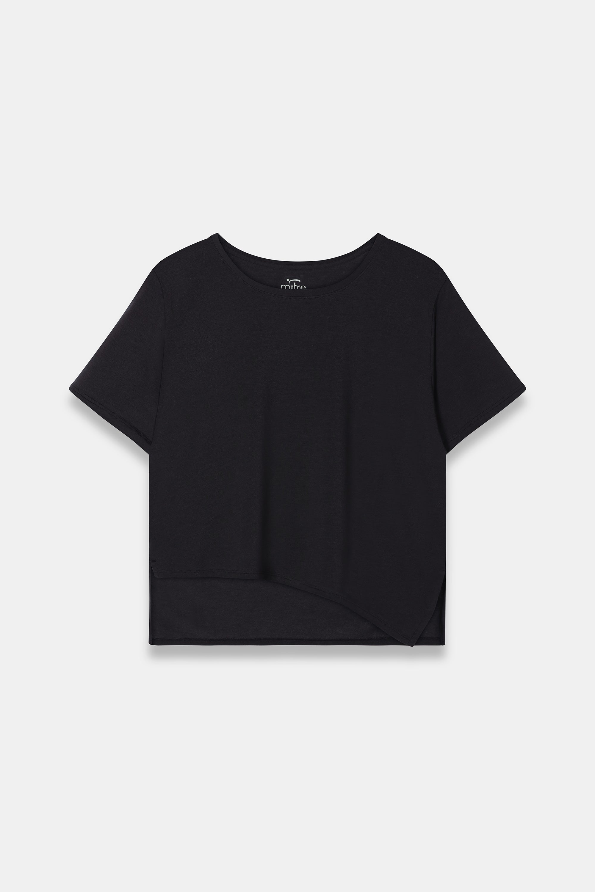 PENELOPE_CROP_BLACK_r000_a000.jpg