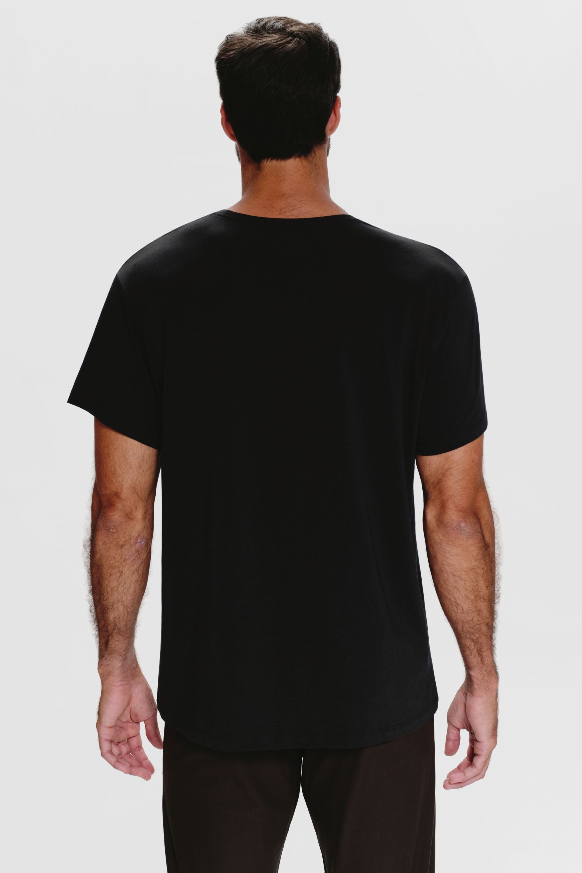 graphicoversizesupersoft-black-3.jpg