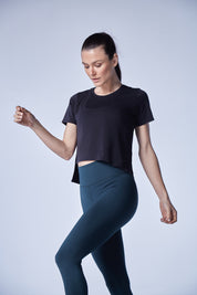 Penelope Crop | AlgaKnit - Black